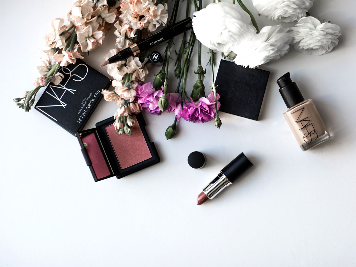 The Quick Capsule Wardrobe: A Guide to Effortless Style