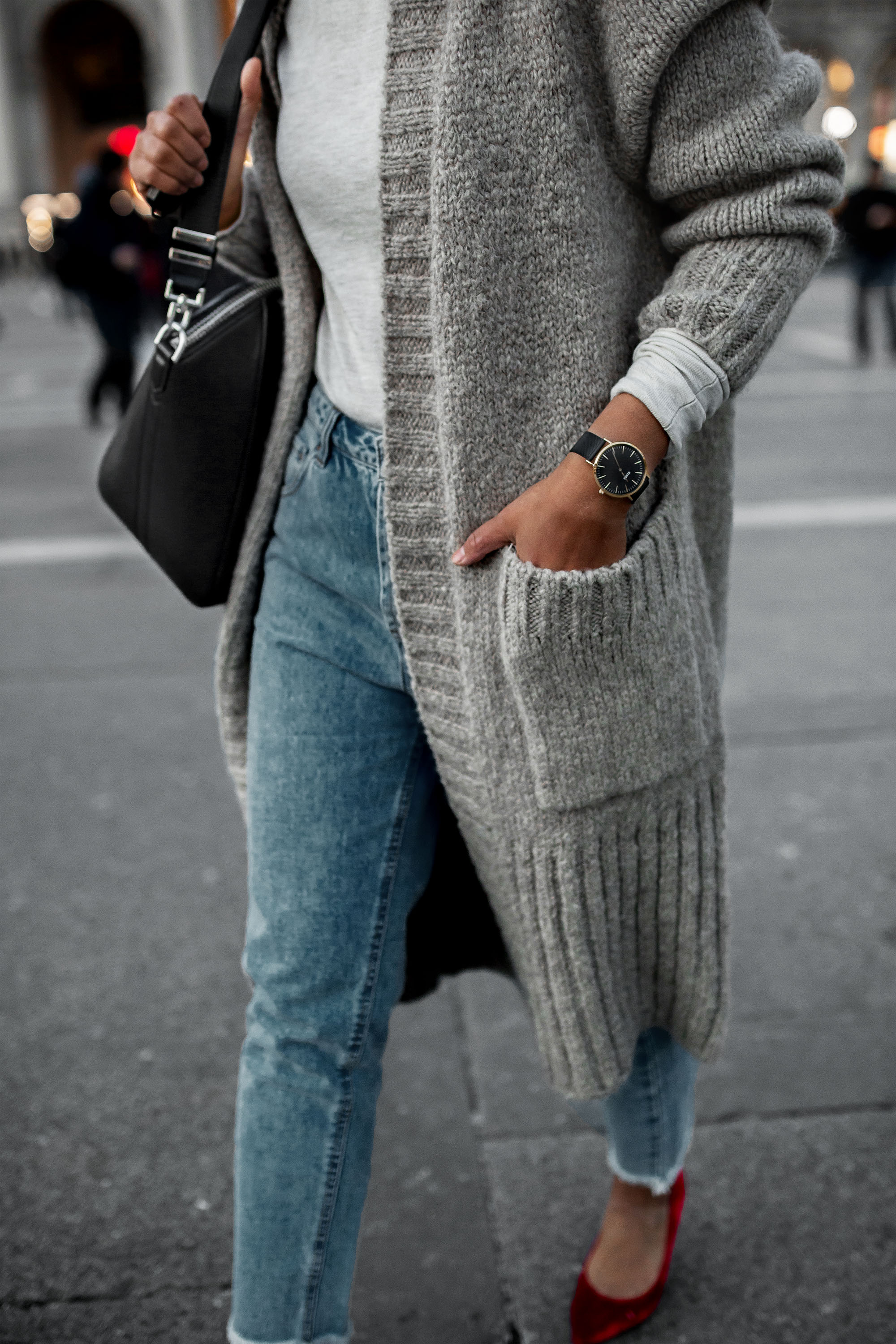 cardigan jeans outfit